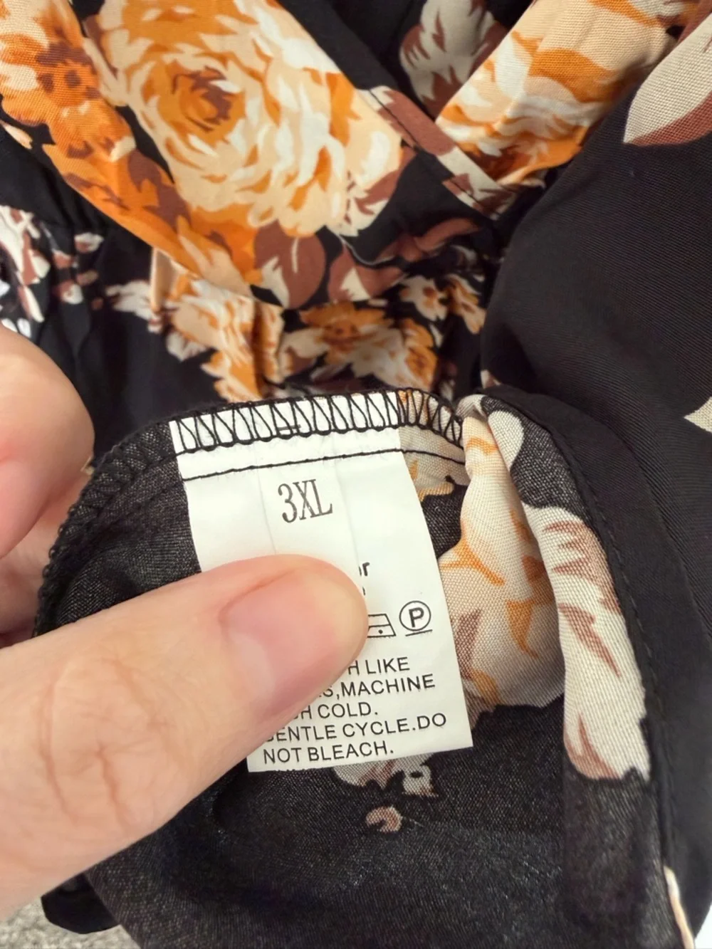 Floral Cold-Shoulder Peplum Top - Picture 10 of 12